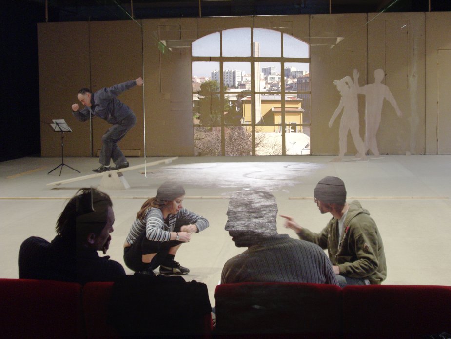 Georges Appaix dans le studio de La Liseuse avec Richard Dubelski, François Bouteau...
